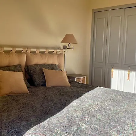 Hameau Des Amandiers-vue & Golf Appartement *